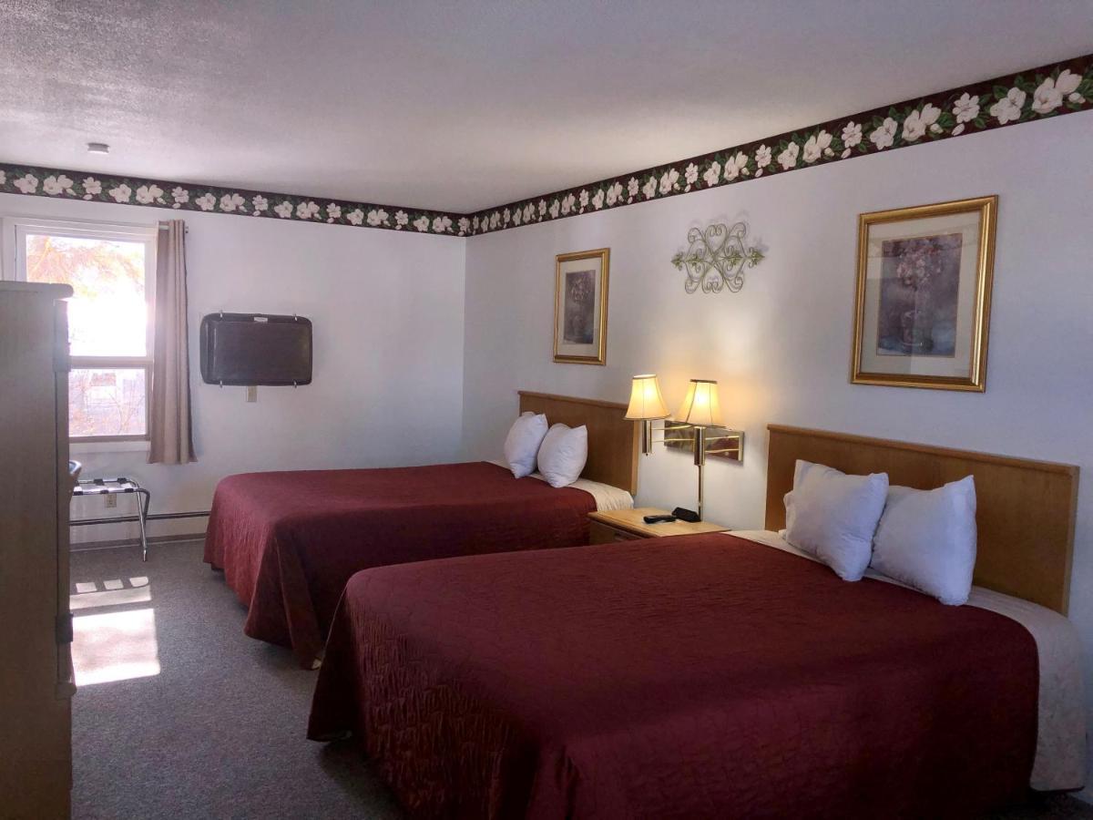Budget Host Inn Ironwood Exterior photo